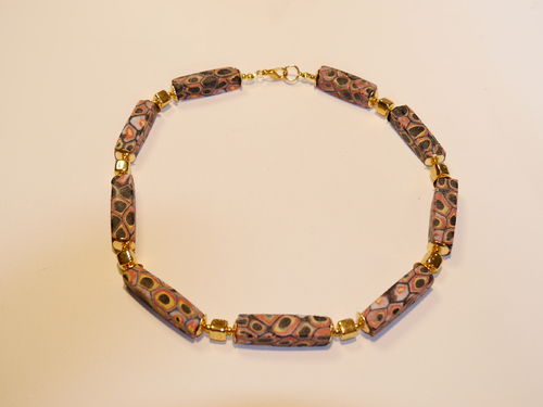 African Trade Beads Kette mit goldenen Keramik-Quadraten
